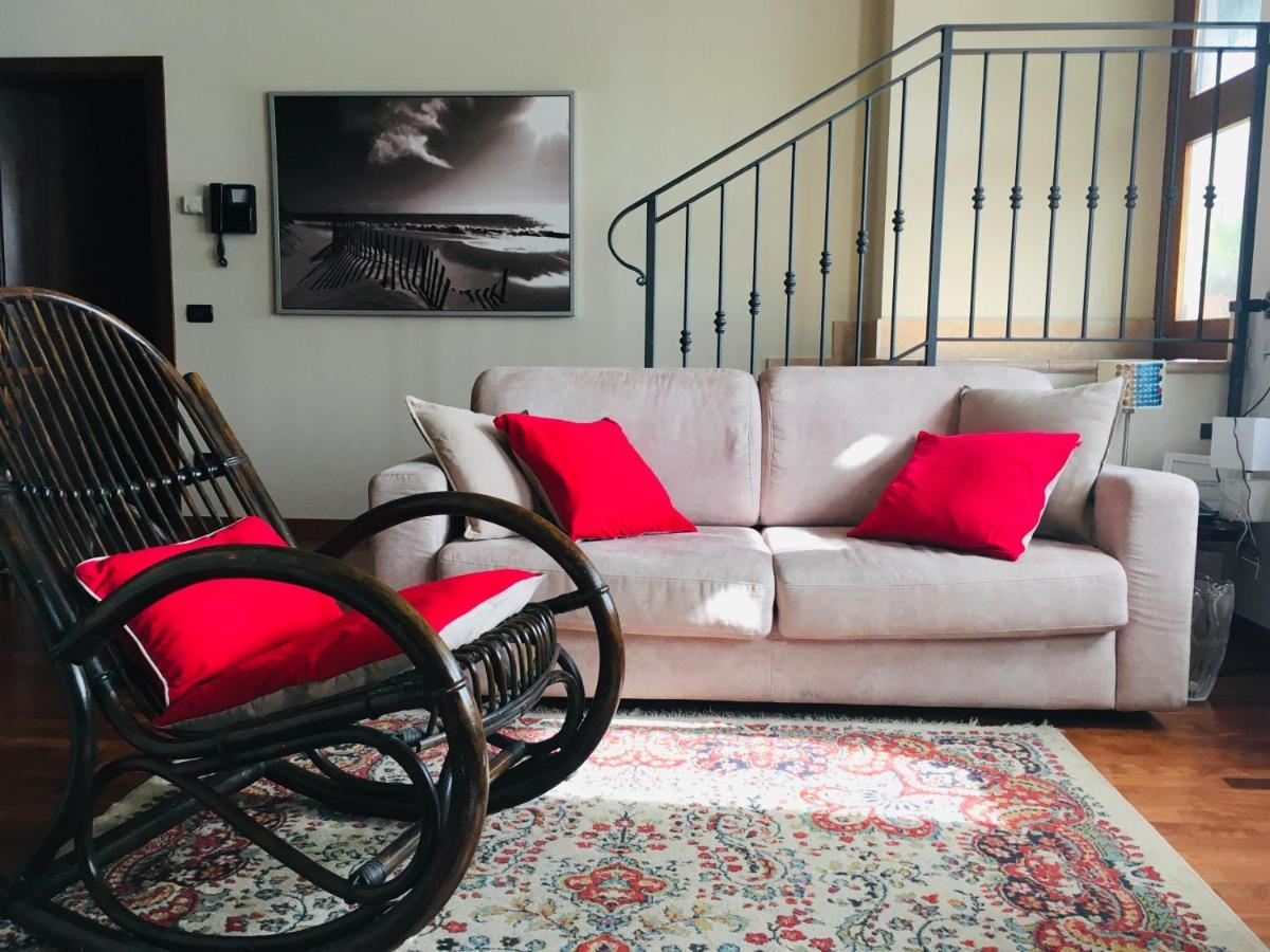 Apartamento Casa Elisabetta Peschiera del Garda Exterior foto