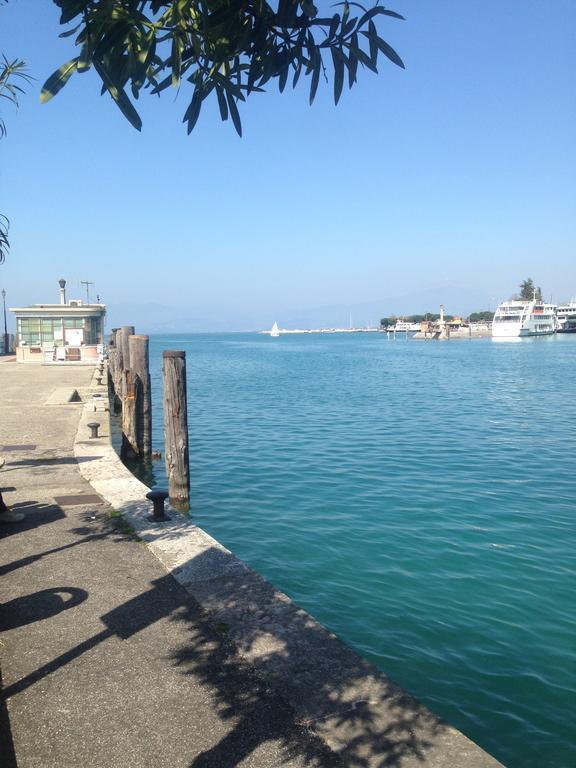 Apartamento Casa Elisabetta Peschiera del Garda Exterior foto